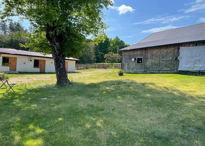 Siedlisko Barycz Kolonia, Dom Caloroczny Na Wylacznosc - 50 M2 6 Osobowy Z 2 Pokojami, Teren 2 Hektary Wsrod Lasow I Lak